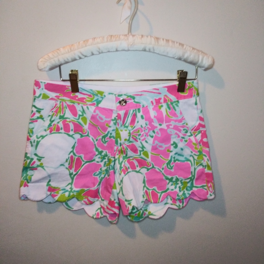 Lilly Pulitzer What The Cluck Barbiecore Buttercup Shorts - Picture 2 of 12